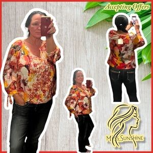 Fig & Flower NEW - Sz L - statement Women's Floral Top - Multicolor